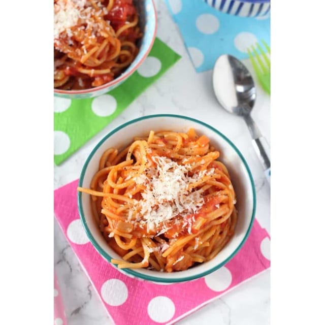 Kid's Linguini and Meatballs.